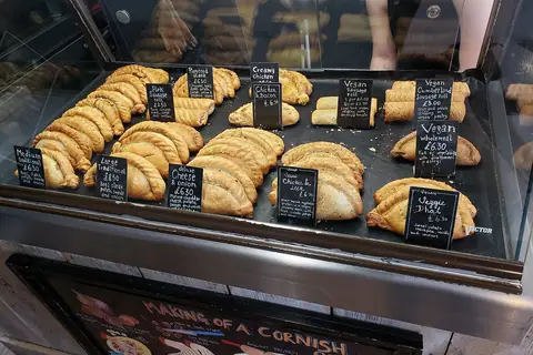 Niaz Bakers photo 3